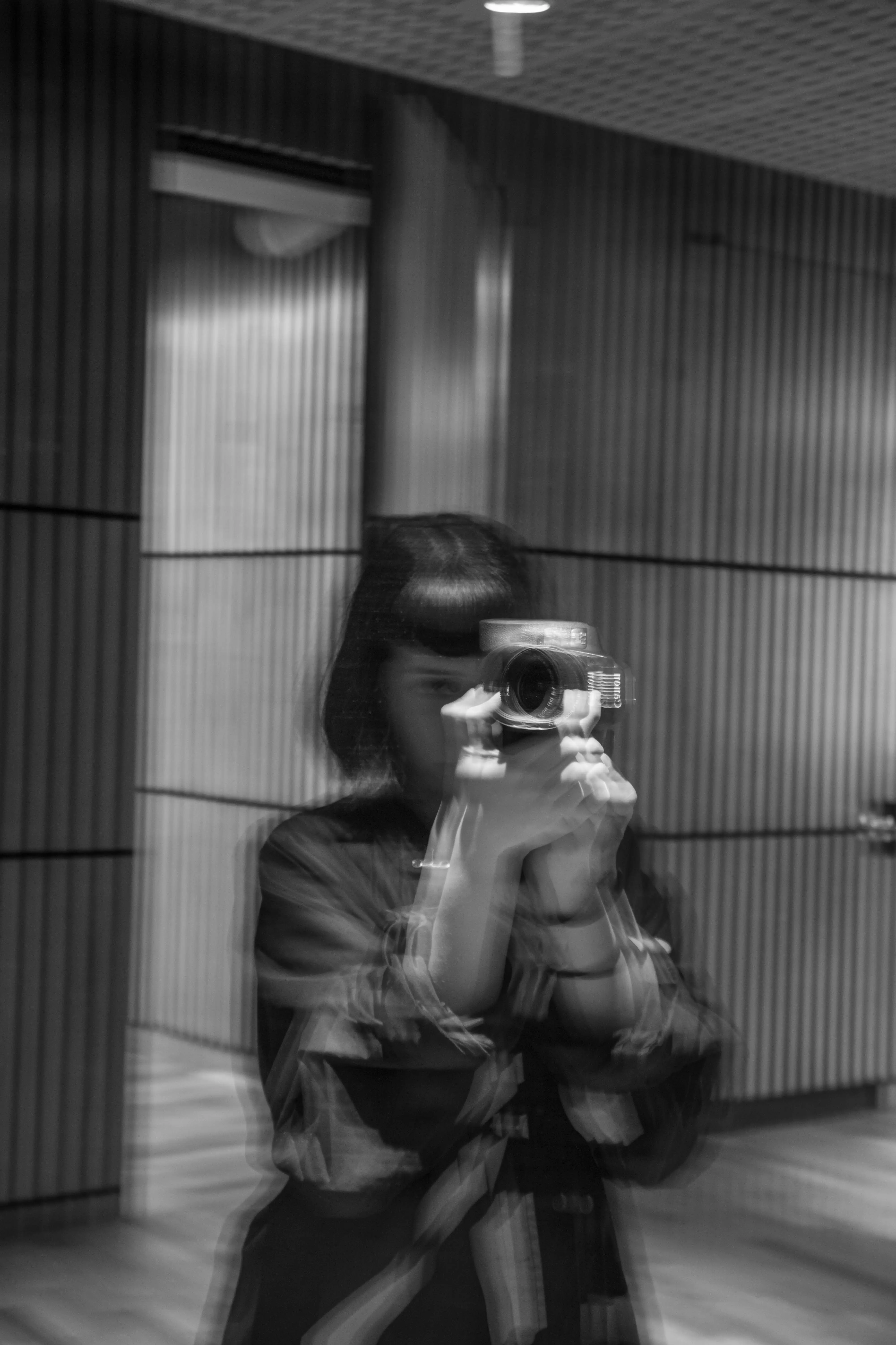 Autorretrato con cámara, movimiento — VISUALUV, El Bolsón